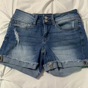 Junior’s Jean Shorts